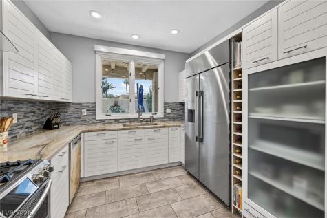 7402 Mission Hills Drive Las Vegas NV 89113