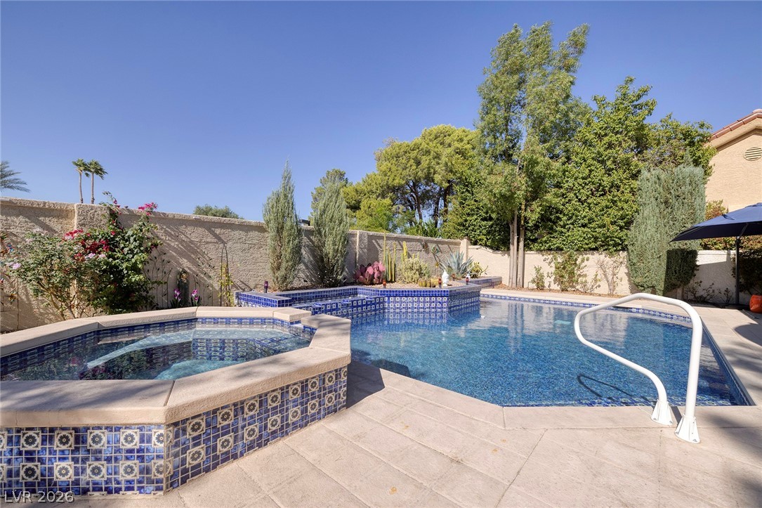 7402 Mission Hills Drive Las Vegas NV 89113