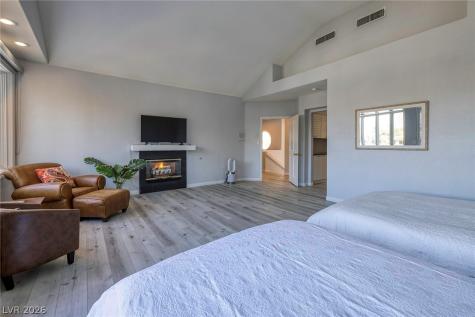 7402 Mission Hills Drive Las Vegas NV 89113