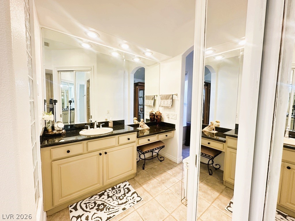 27 Via Paradiso Street Henderson NV 89011