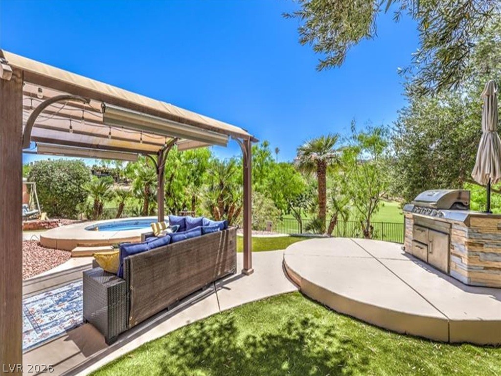 27 Via Paradiso Street Henderson NV 89011