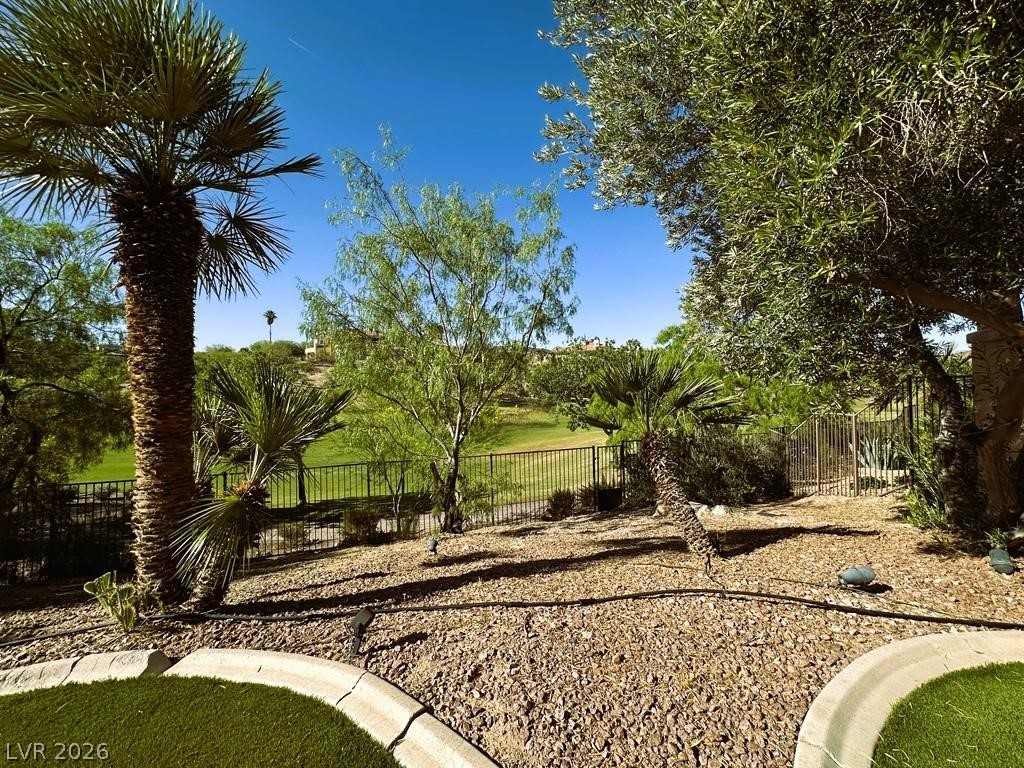 27 Via Paradiso Street Henderson NV 89011