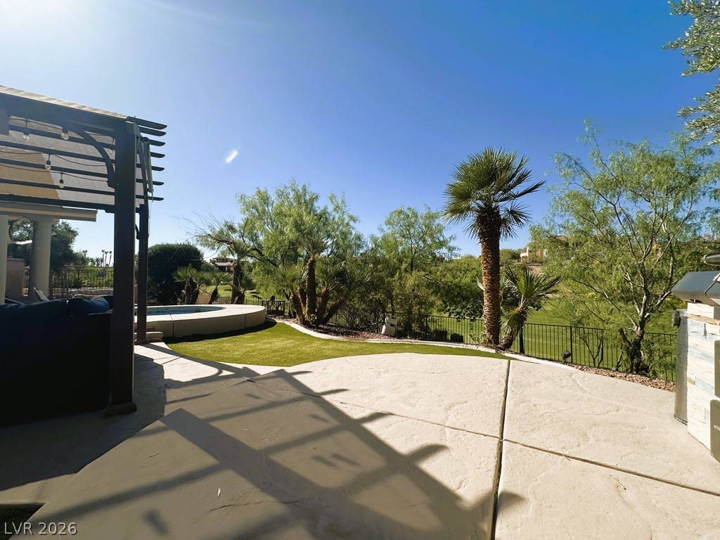 27 Via Paradiso Street Henderson NV 89011