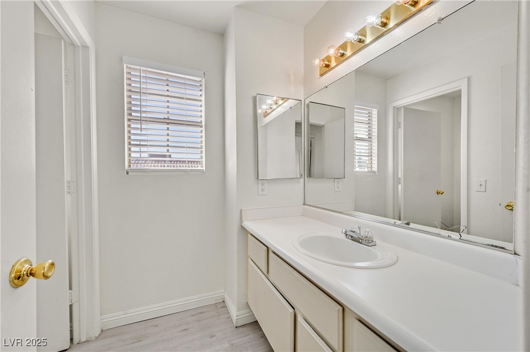 5832 Ballinger Drive Las Vegas NV 89142