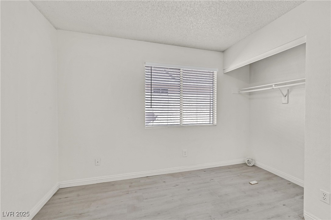 5832 Ballinger Drive Las Vegas NV 89142