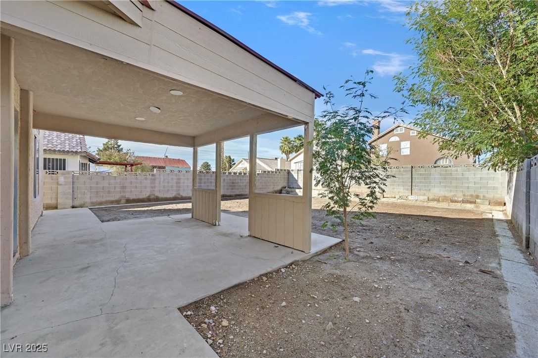 5832 Ballinger Drive Las Vegas NV 89142