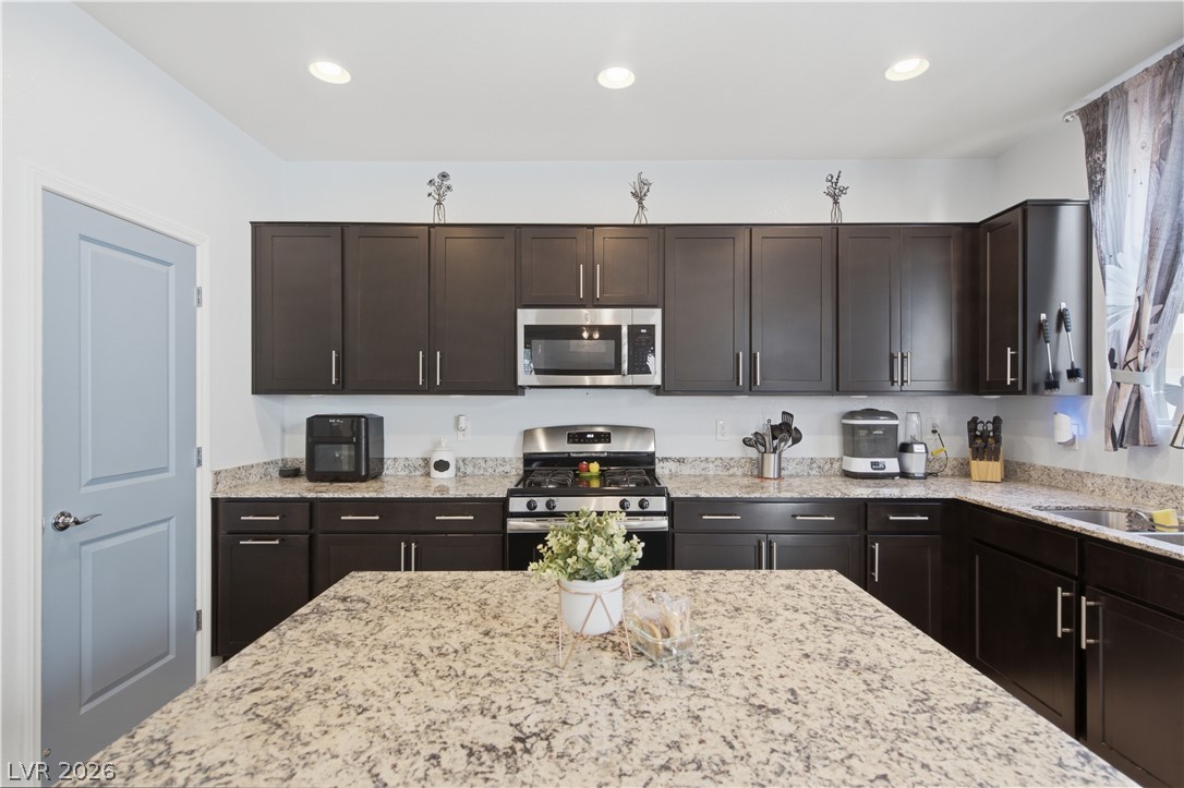 328 Baxters Bay Street North Las Vegas NV 89084