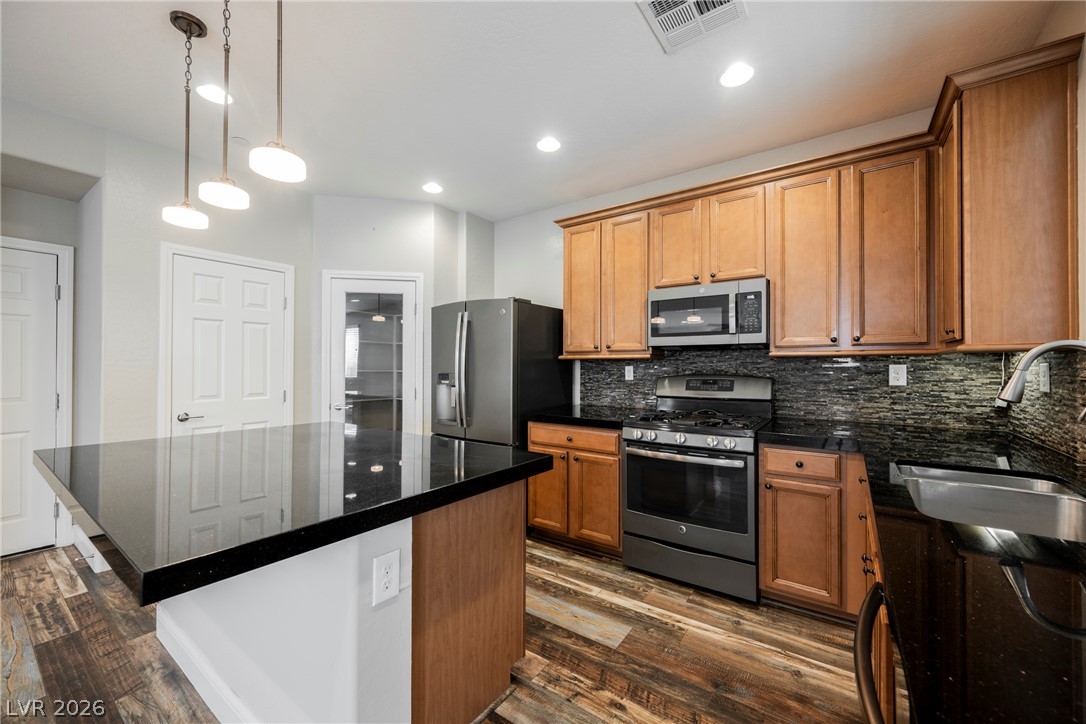 937 Estes Cove Avenue Henderson NV 89012