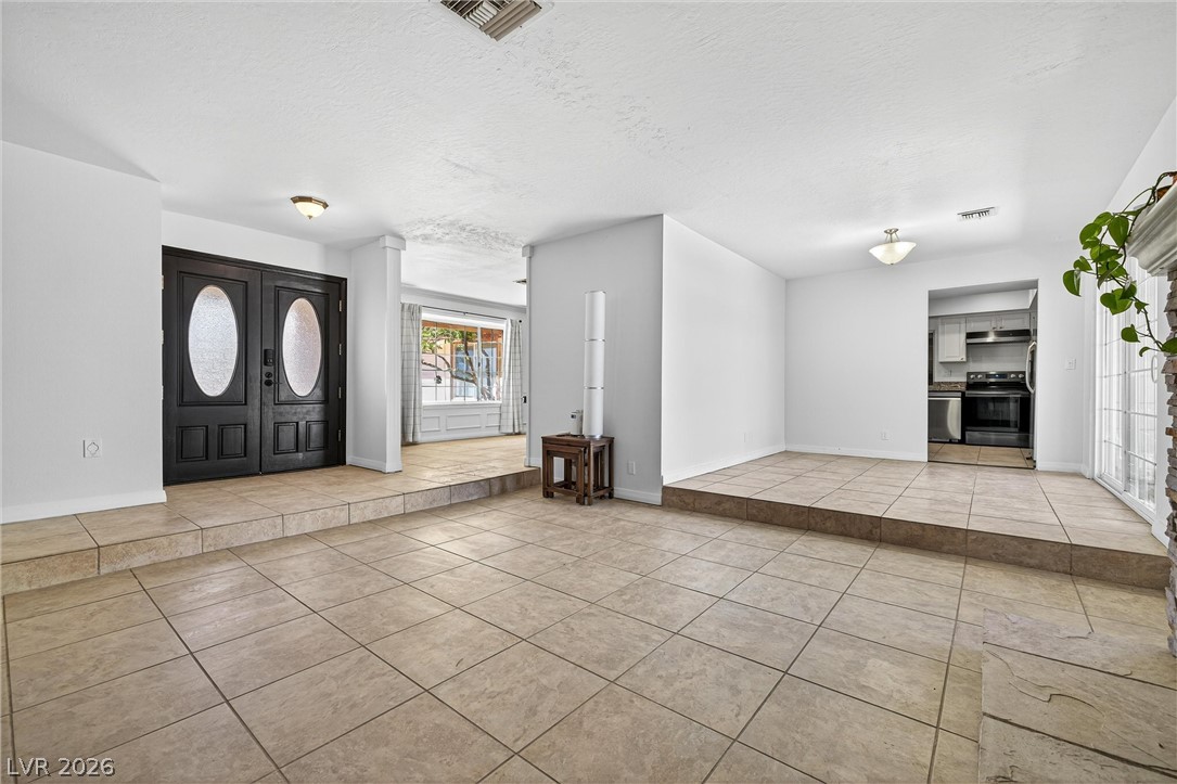4534 Emerald Avenue Las Vegas NV 89120