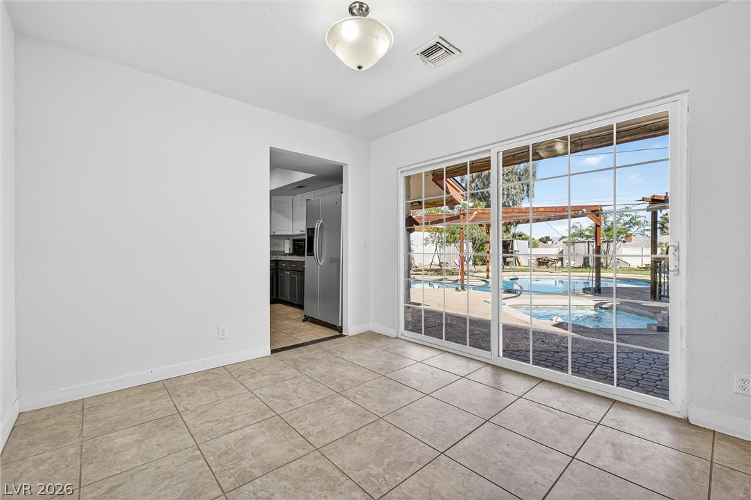 4534 Emerald Avenue Las Vegas NV 89120