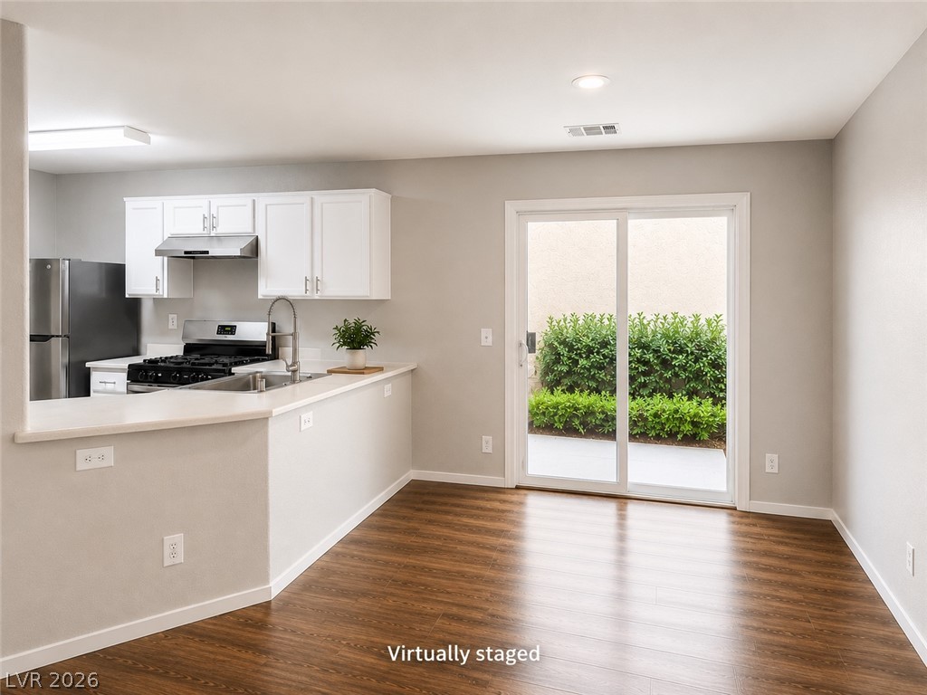 9929 Fragile Fields Street Las Vegas NV 89183