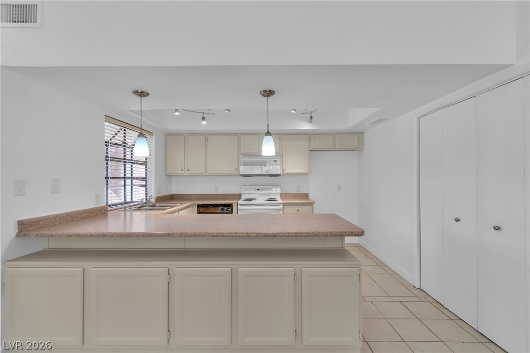 209 Jon Belger Drive Las Vegas NV 89145