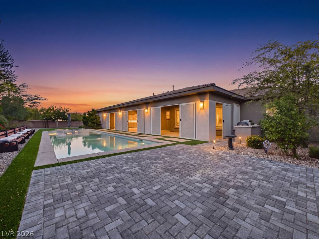 8940 Hickam Avenue Las Vegas NV 89129
