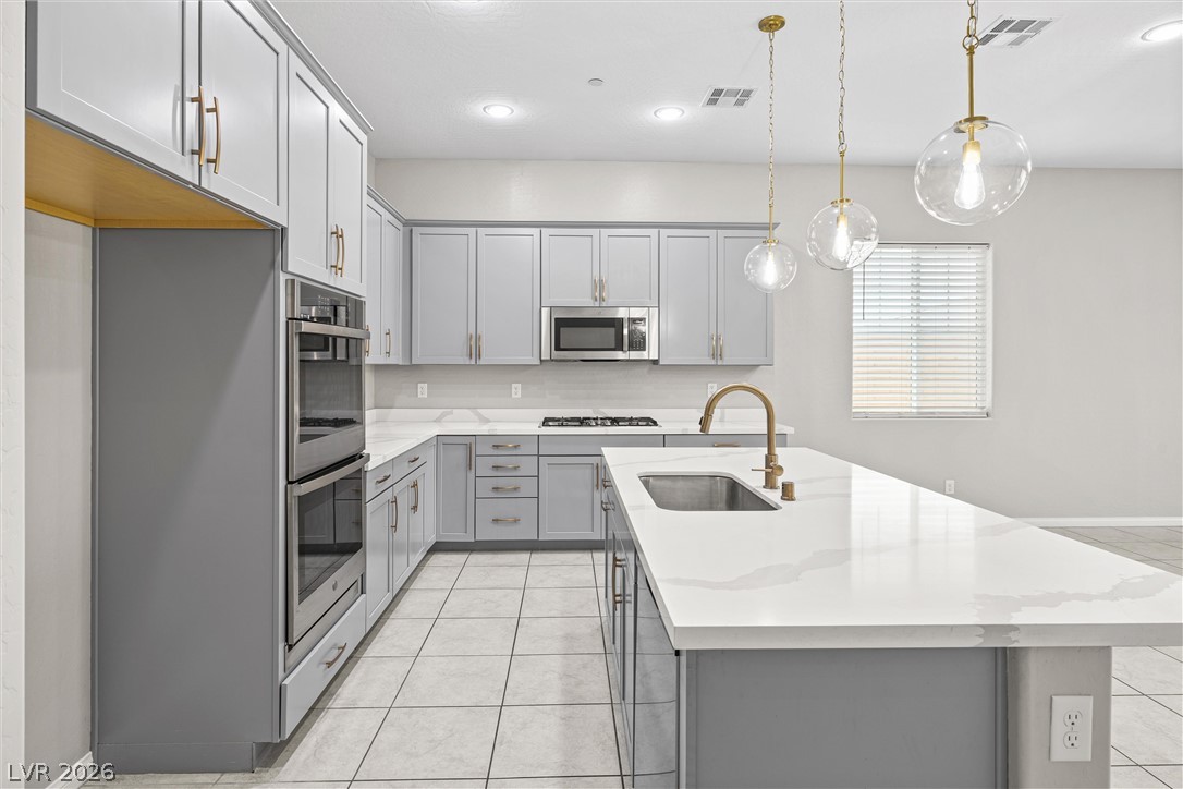 341 Alto Avec Lane Henderson NV 89011