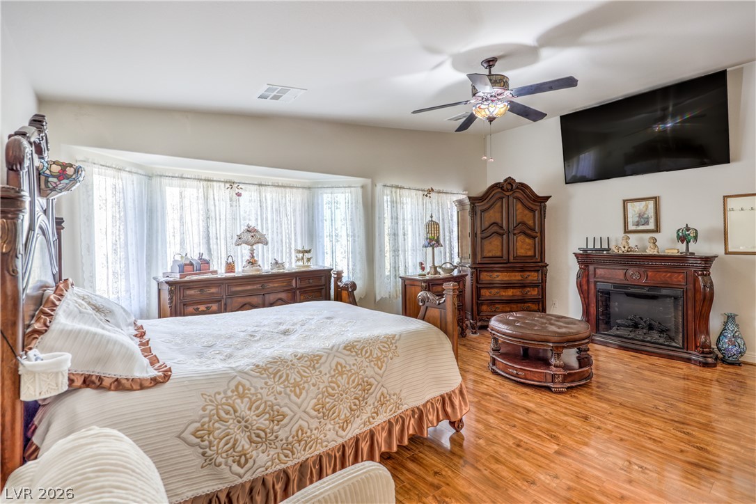 5832 Pirate Ship Drive North Las Vegas NV 89031