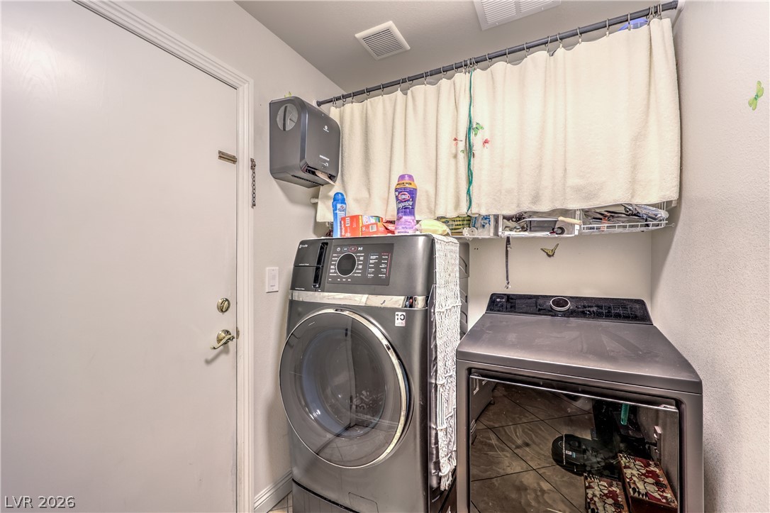 5832 Pirate Ship Drive North Las Vegas NV 89031