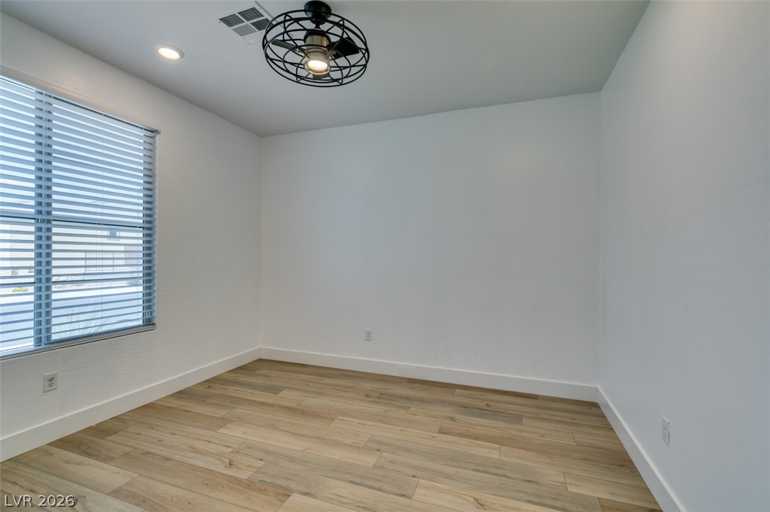 10184 Chrysolite Las Vegas NV 89143