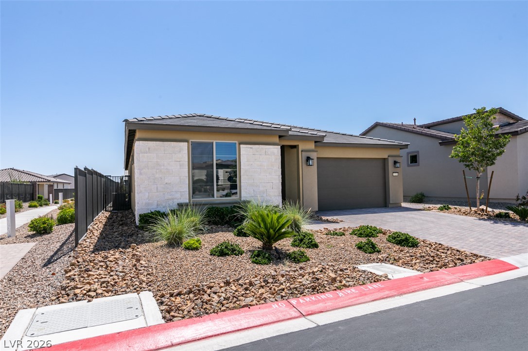 10184 Chrysolite Las Vegas NV 89143