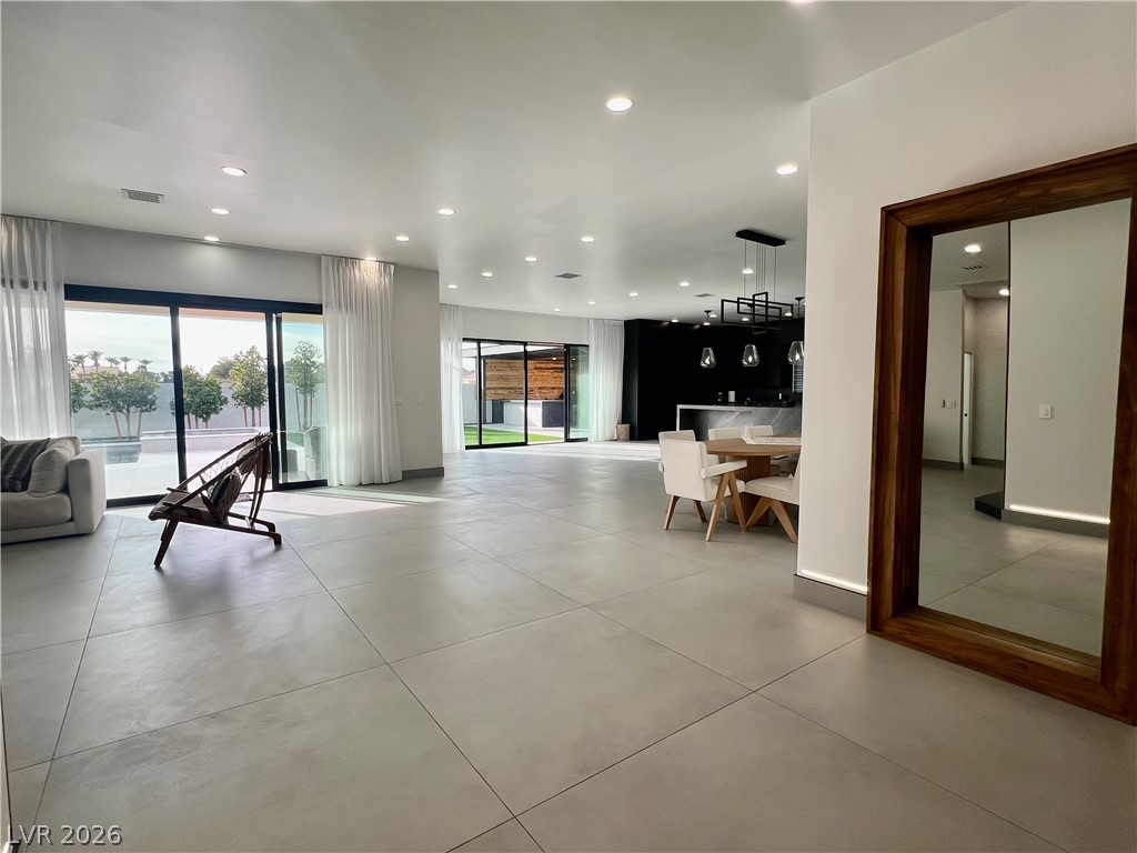 5790 Westwind Road Las Vegas NV 89118