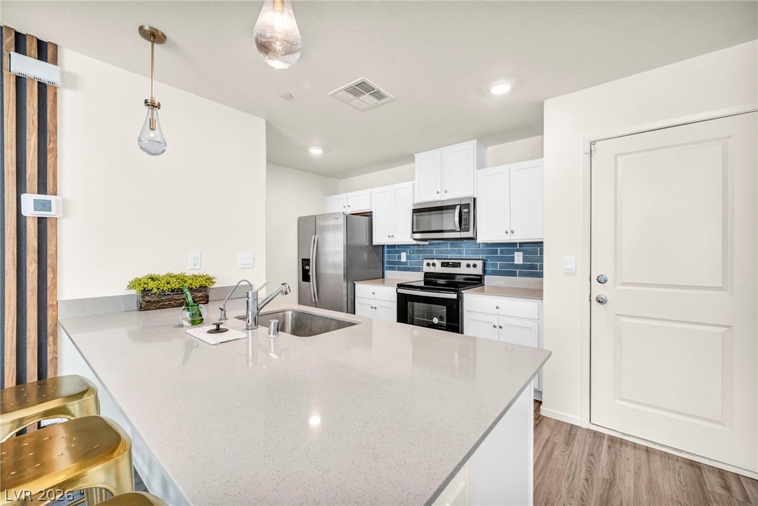 6956 Stratham Hill Street Las Vegas NV 89166