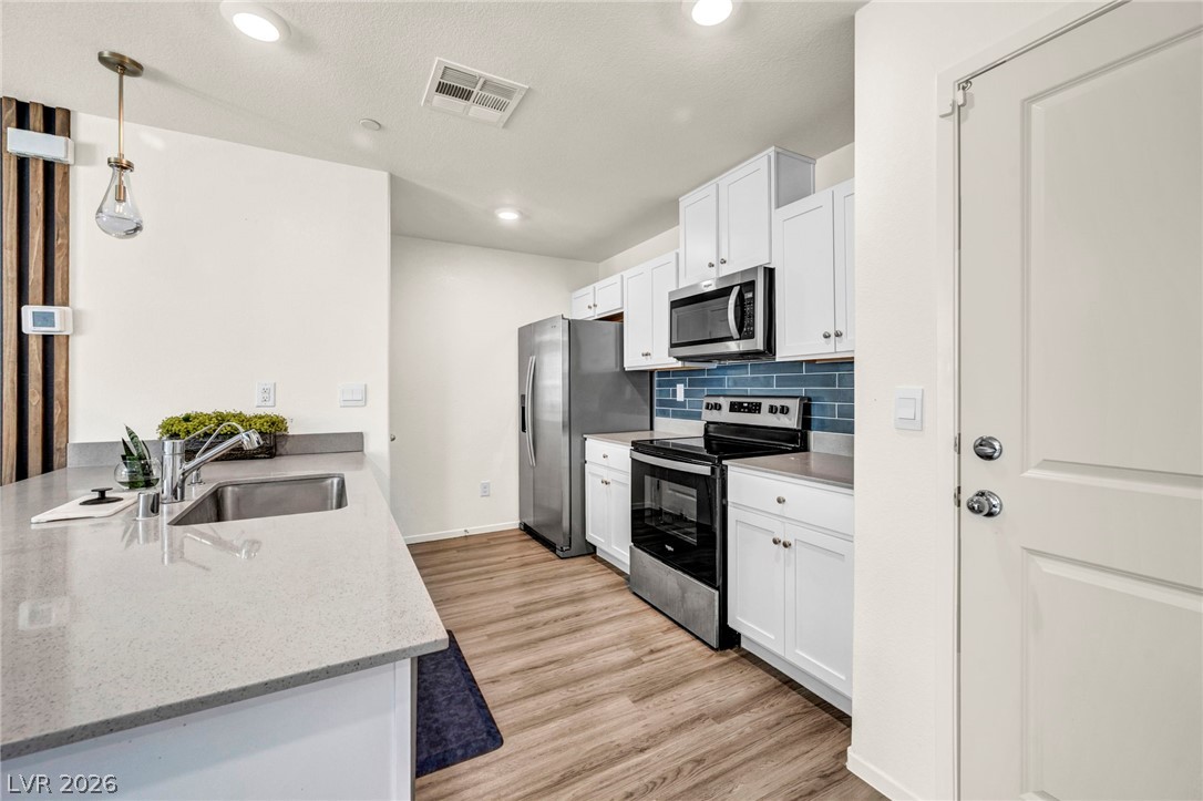 6956 Stratham Hill Street Las Vegas NV 89166
