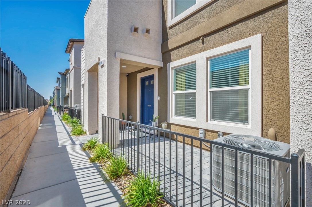 6956 Stratham Hill Street Las Vegas NV 89166