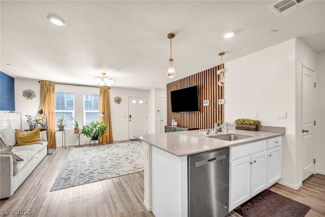 6956 Stratham Hill Street Las Vegas NV 89166