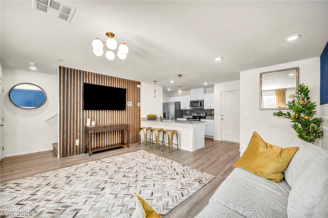 6956 Stratham Hill Street Las Vegas NV 89166