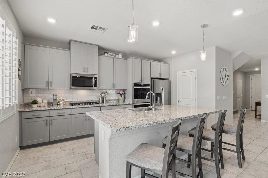 9243 Bluemist Falls Street Las Vegas NV 89123