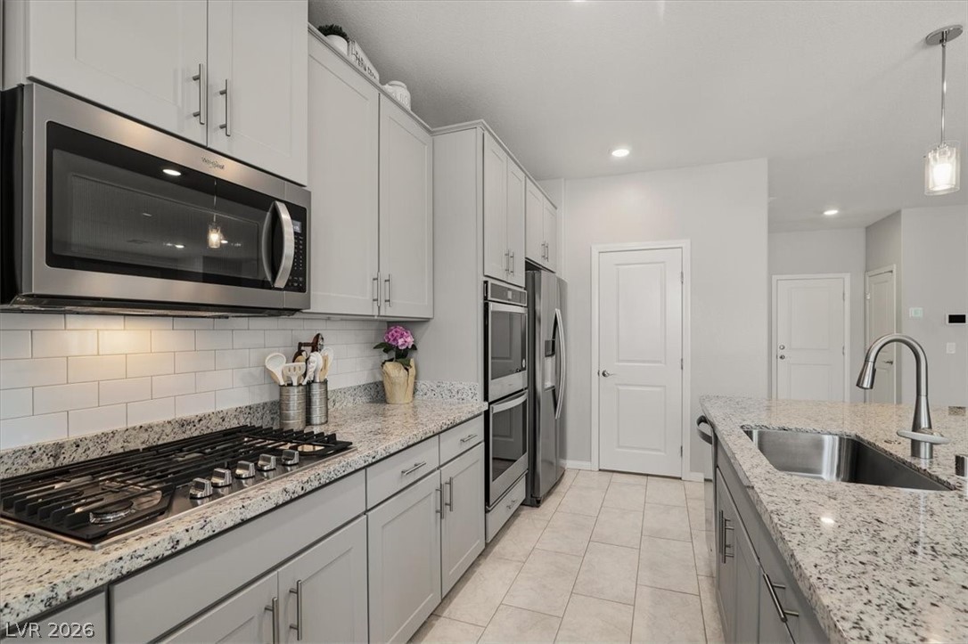 9243 Bluemist Falls Street Las Vegas NV 89123