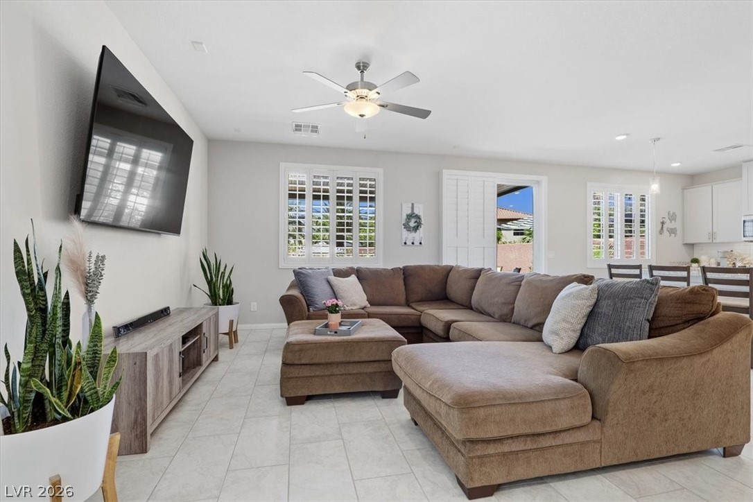 9243 Bluemist Falls Street Las Vegas NV 89123