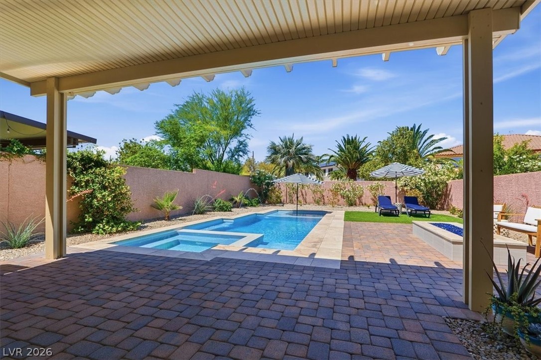 9243 Bluemist Falls Street Las Vegas NV 89123