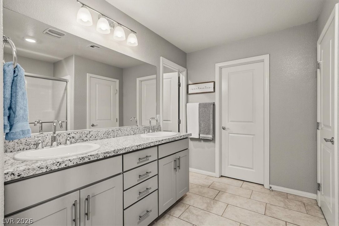 9243 Bluemist Falls Street Las Vegas NV 89123