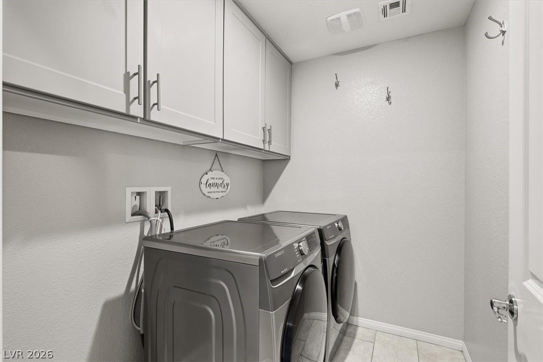 9243 Bluemist Falls Street Las Vegas NV 89123