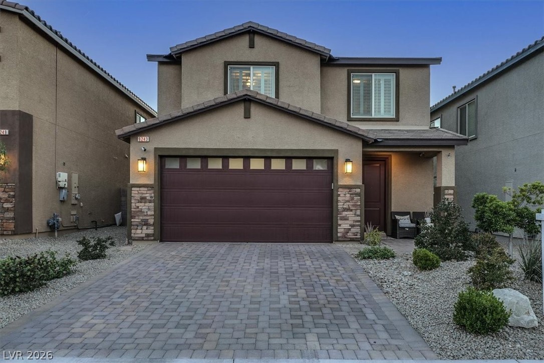 9243 Bluemist Falls Street Las Vegas NV 89123