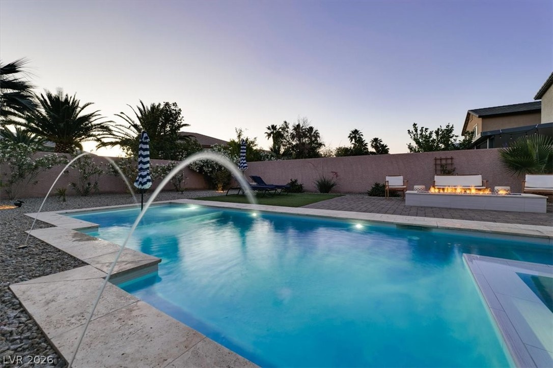9243 Bluemist Falls Street Las Vegas NV 89123
