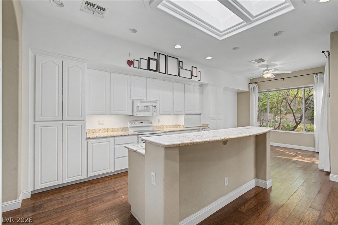 2557 Forest City Drive Henderson NV 89052