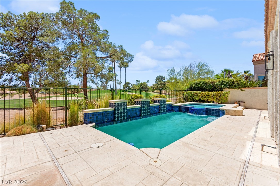 8941 Diamond Falls Drive Las Vegas NV 89117