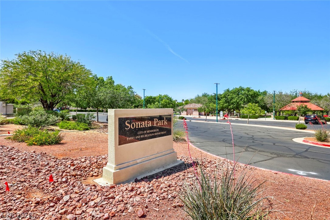 1567 Autumn Hill Street Henderson NV 89052