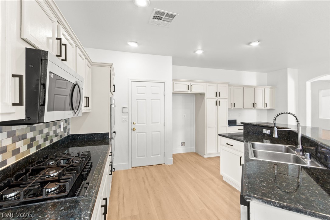 10001 Sharp Ridge Avenue Las Vegas NV 89149