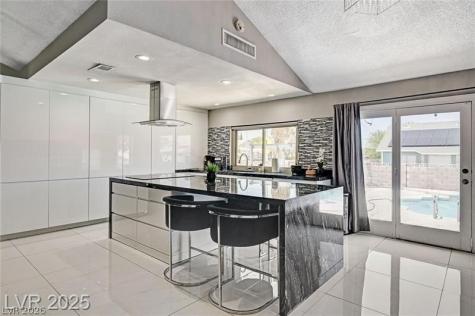 6352 Peppermill Drive Las Vegas NV 89146