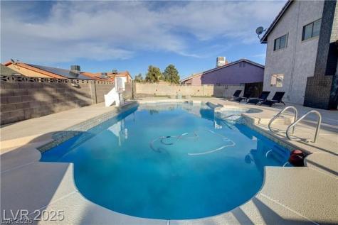 6352 Peppermill Drive Las Vegas NV 89146