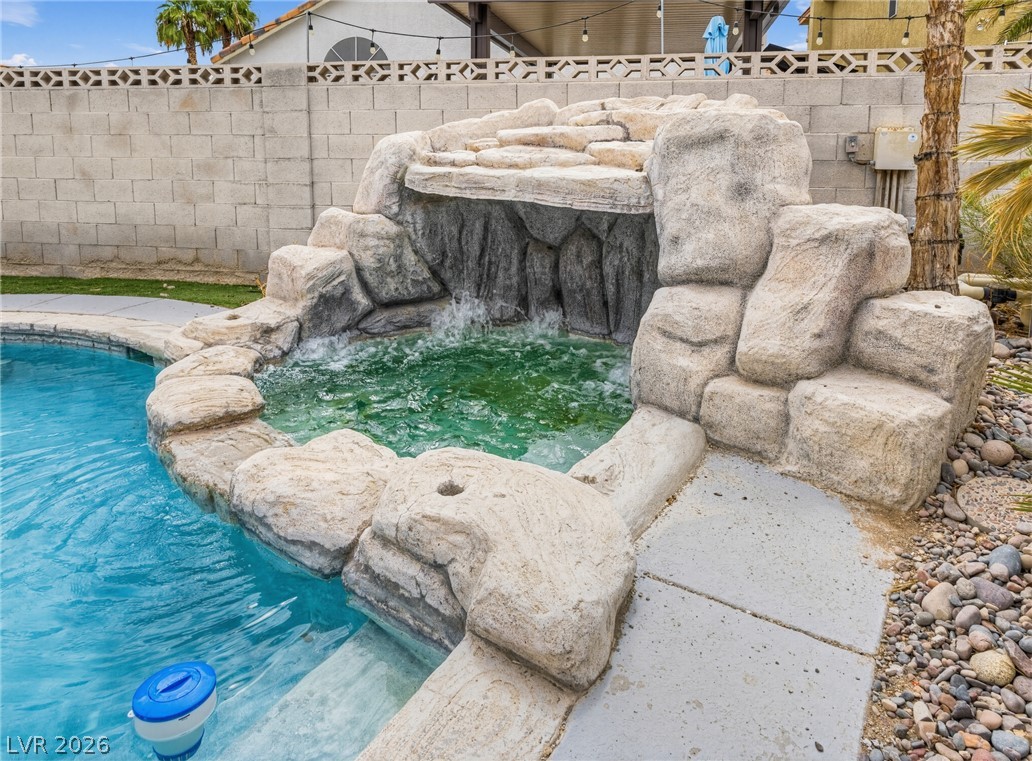 8501 Copper Mine Avenue Las Vegas NV 89129