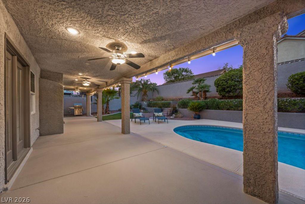 721 Vantage Lane Las Vegas NV 89145
