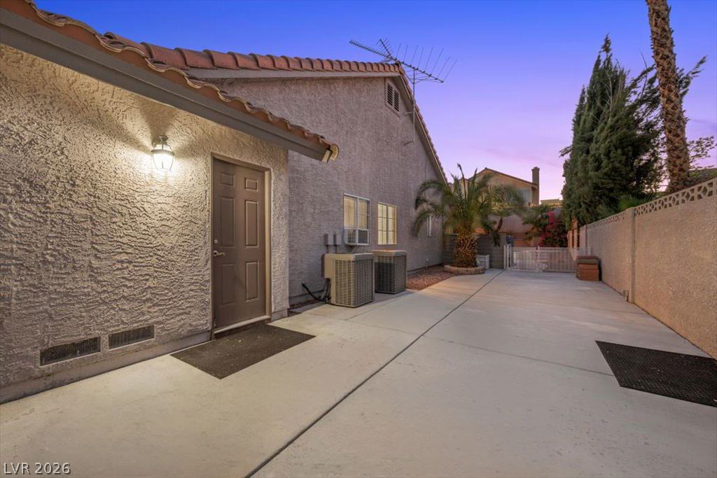 721 Vantage Lane Las Vegas NV 89145