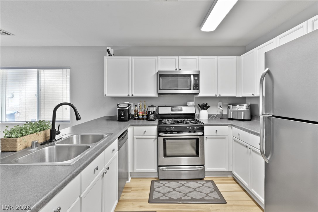 9052 Tailor Made Avenue Las Vegas NV 89149