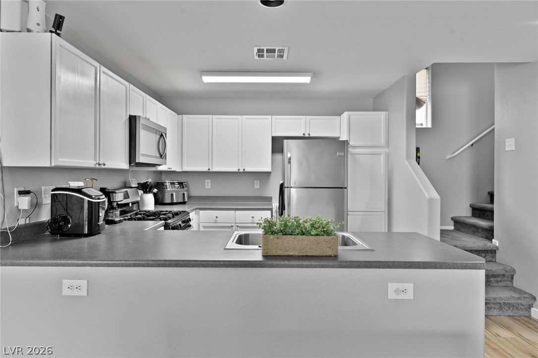 9052 Tailor Made Avenue Las Vegas NV 89149