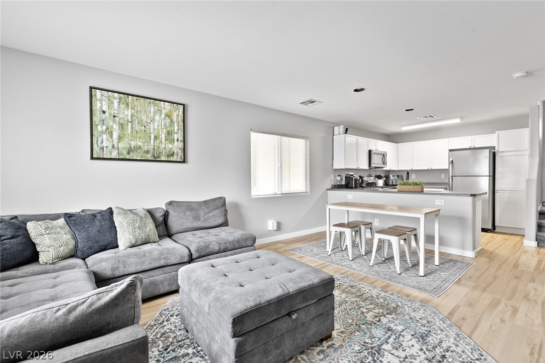 9052 Tailor Made Avenue Las Vegas NV 89149
