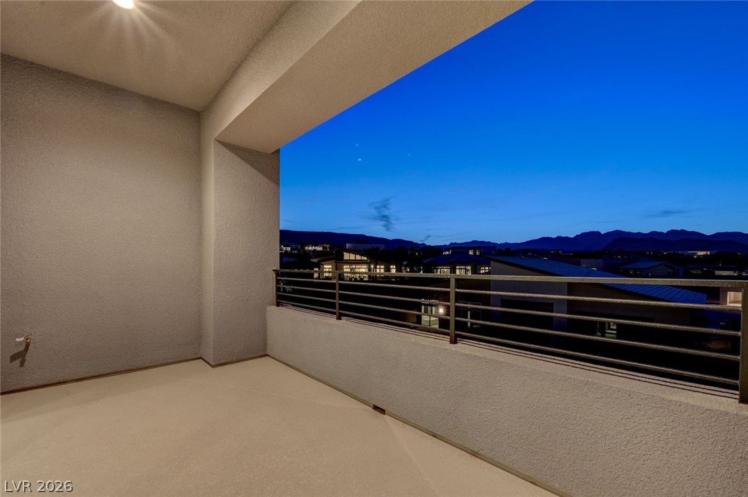 10738 Desert Heights Avenue Las Vegas NV 89135
