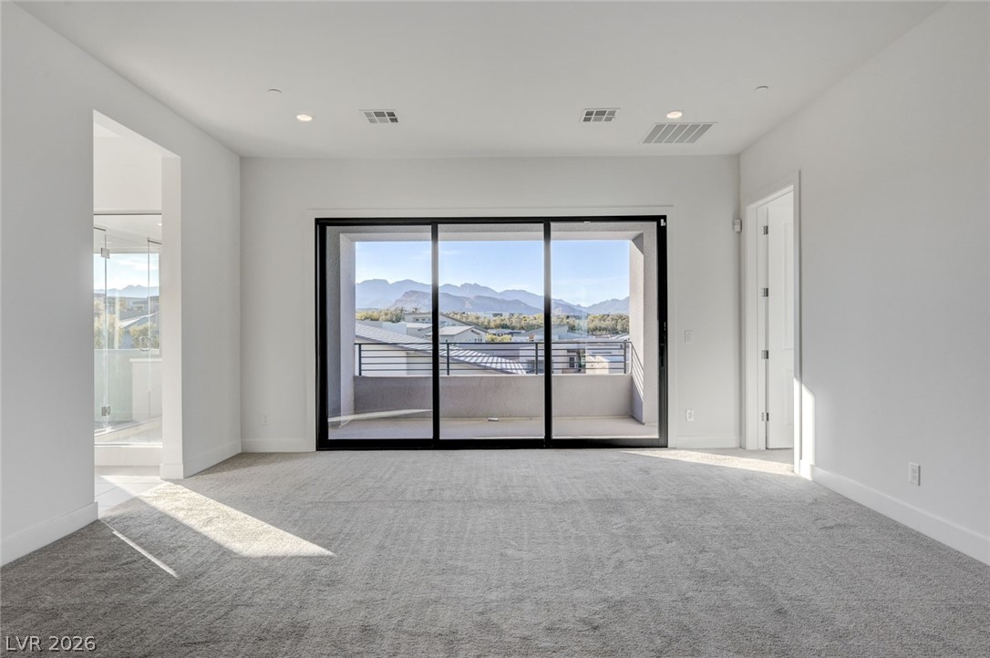 10738 Desert Heights Avenue Las Vegas NV 89135